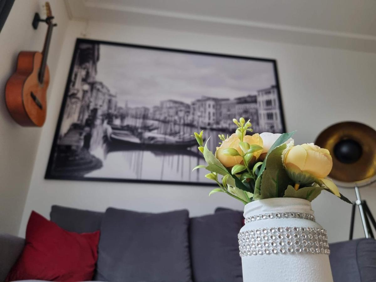 세게드 Flora Apartman 아파트 외부 사진